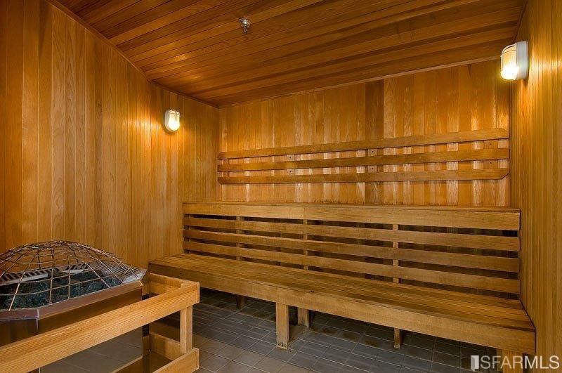 333 1st Street # 901