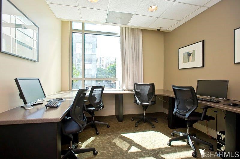 333 1st Street # 901