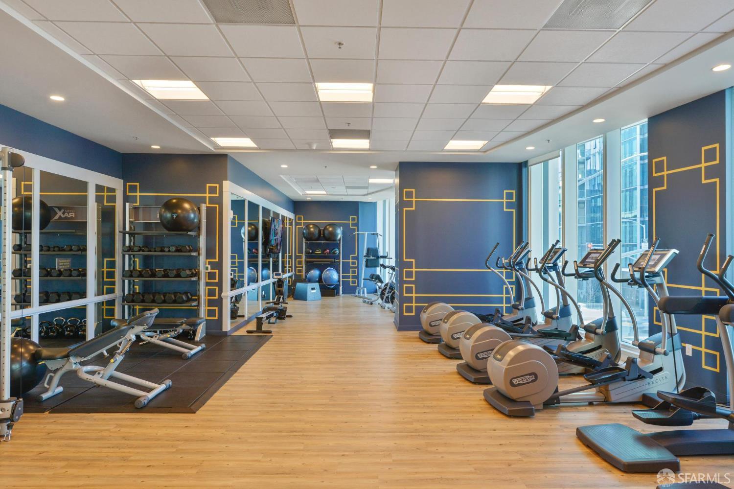 425 1st Street # 1107