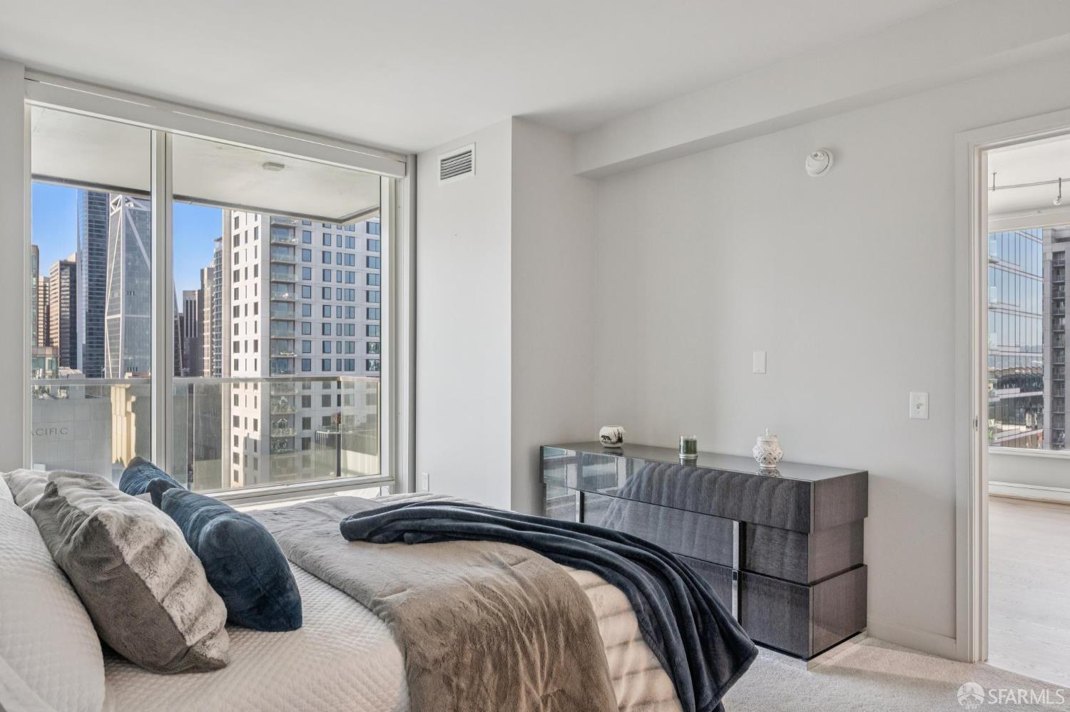 425 1st Street # 1107