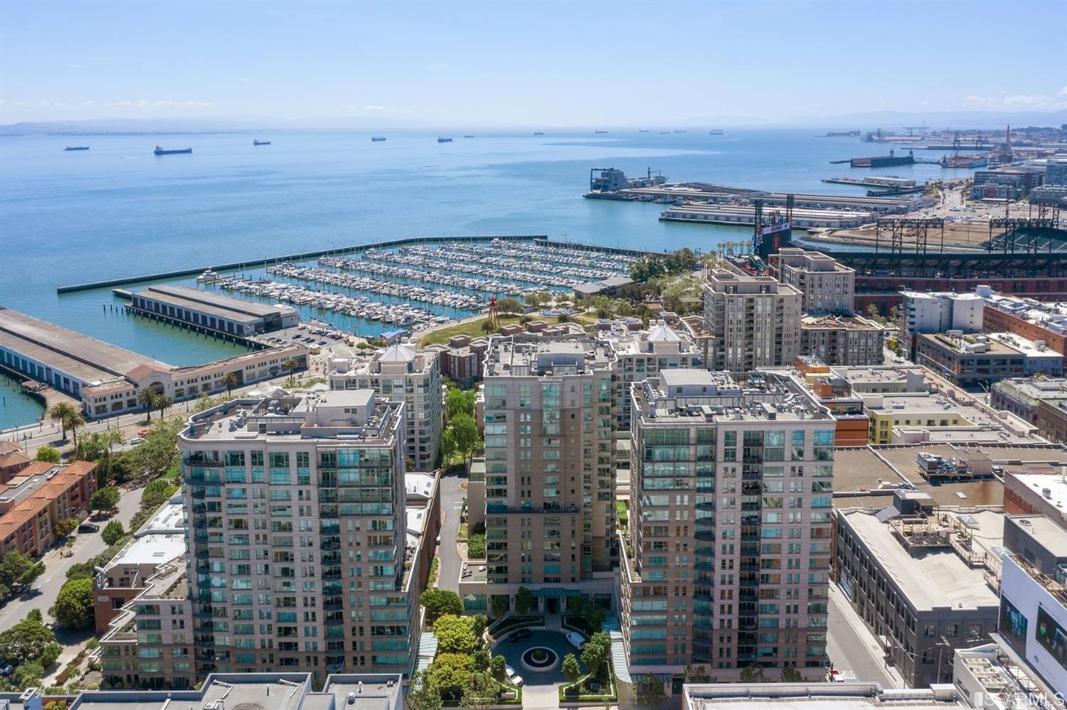 219 Brannan Street # 3H