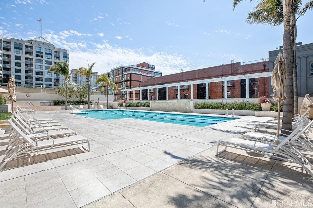 219 Brannan Street # 3H