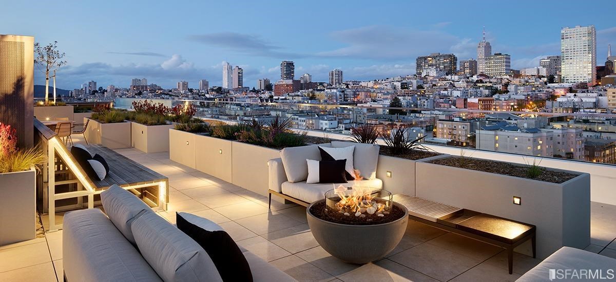 1545 Pine Street # 702