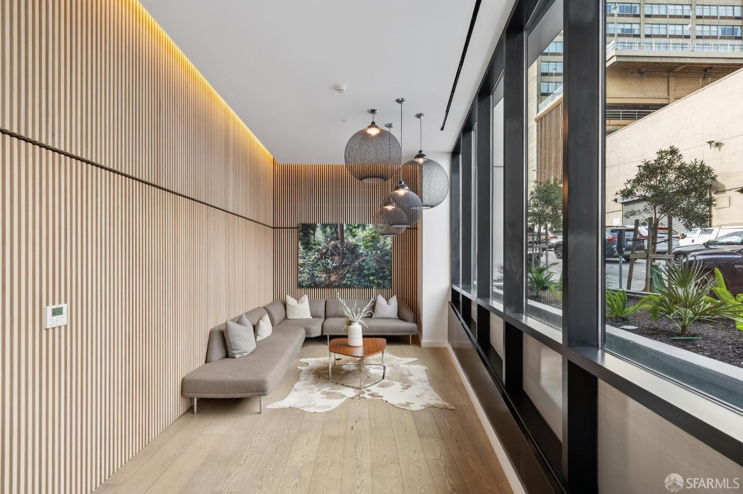 1545 Pine Street # 702