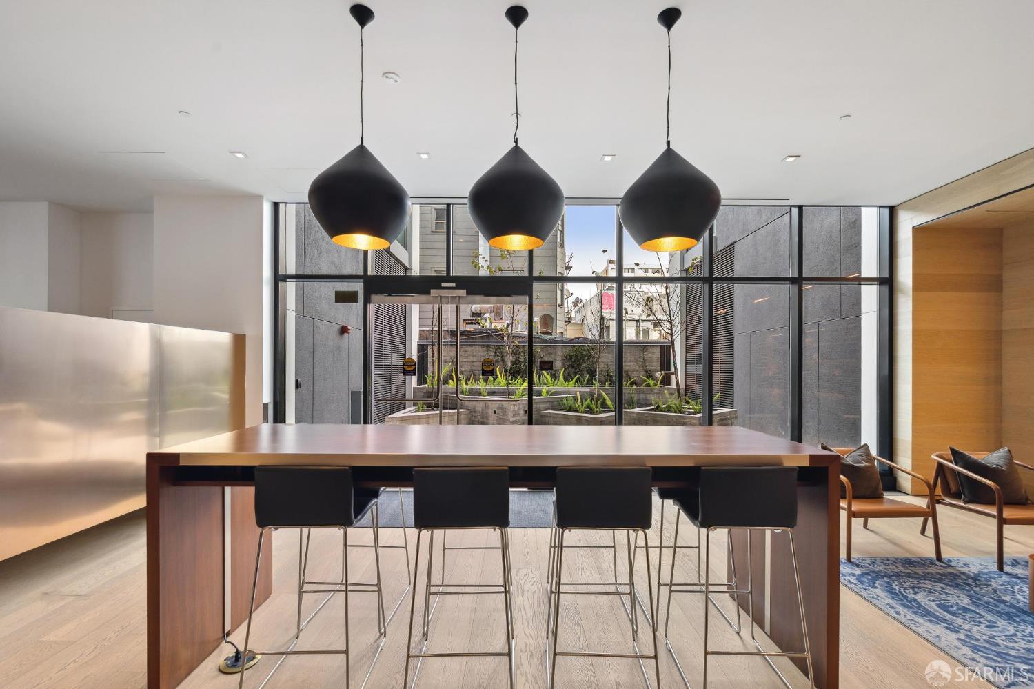 1545 Pine Street # 702