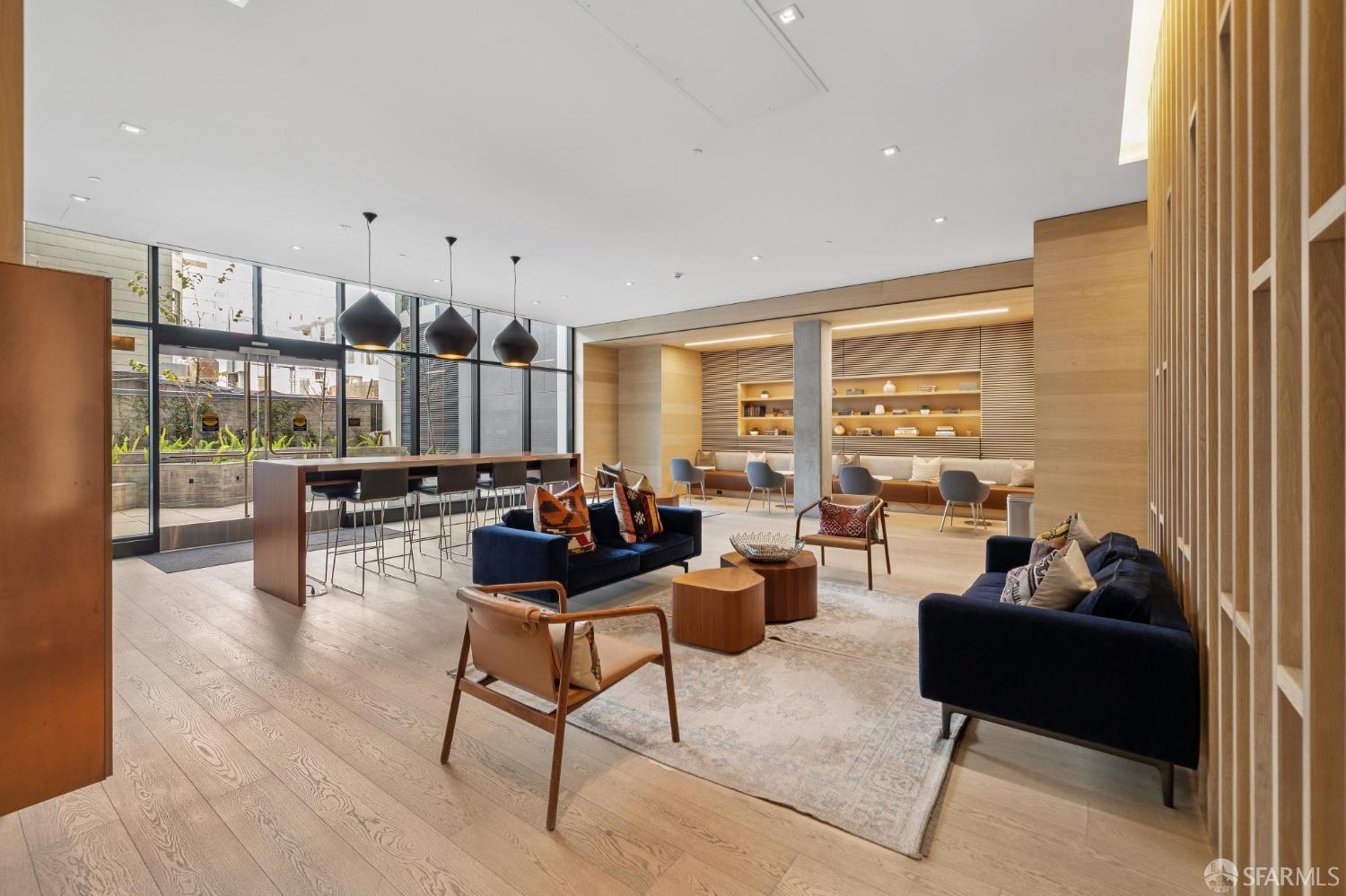 1545 Pine Street # 702