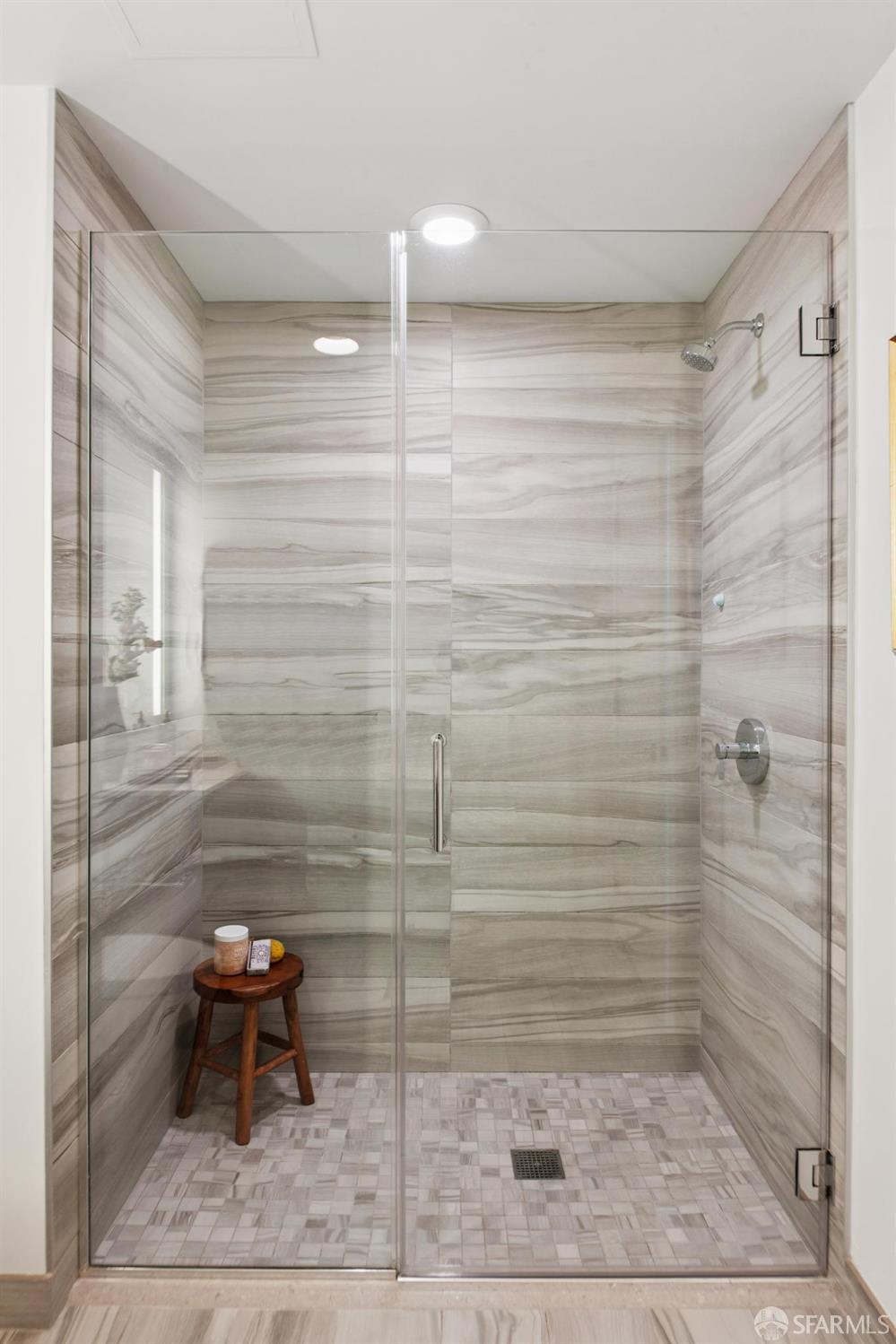 201 Folsom Street # 14H