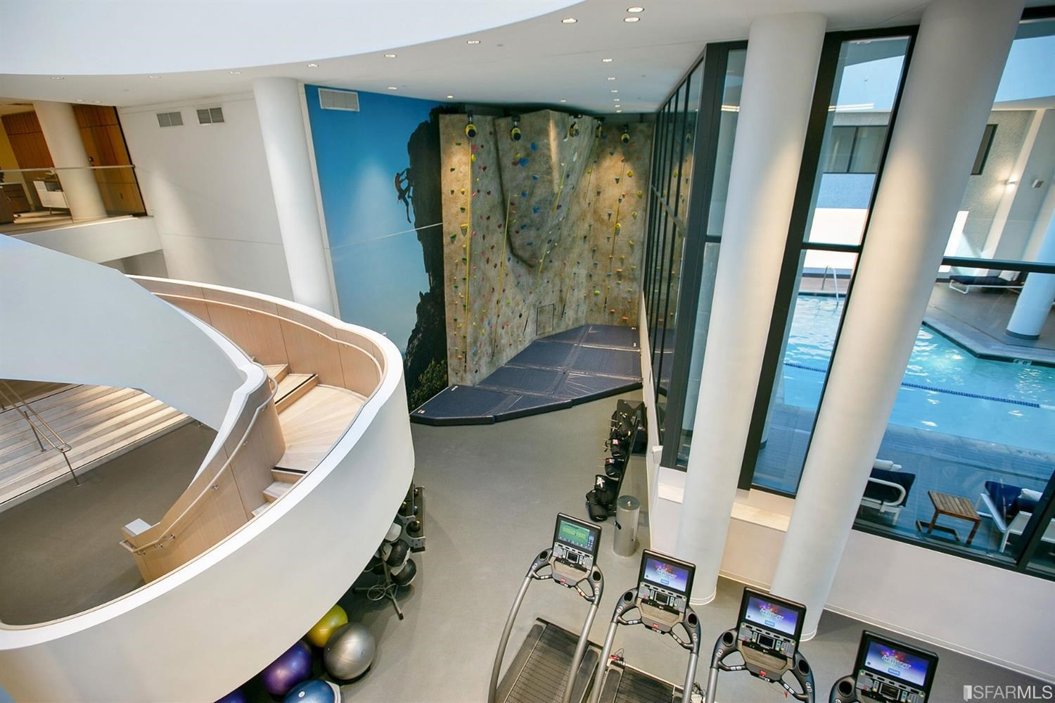 201 Folsom Street # 14H