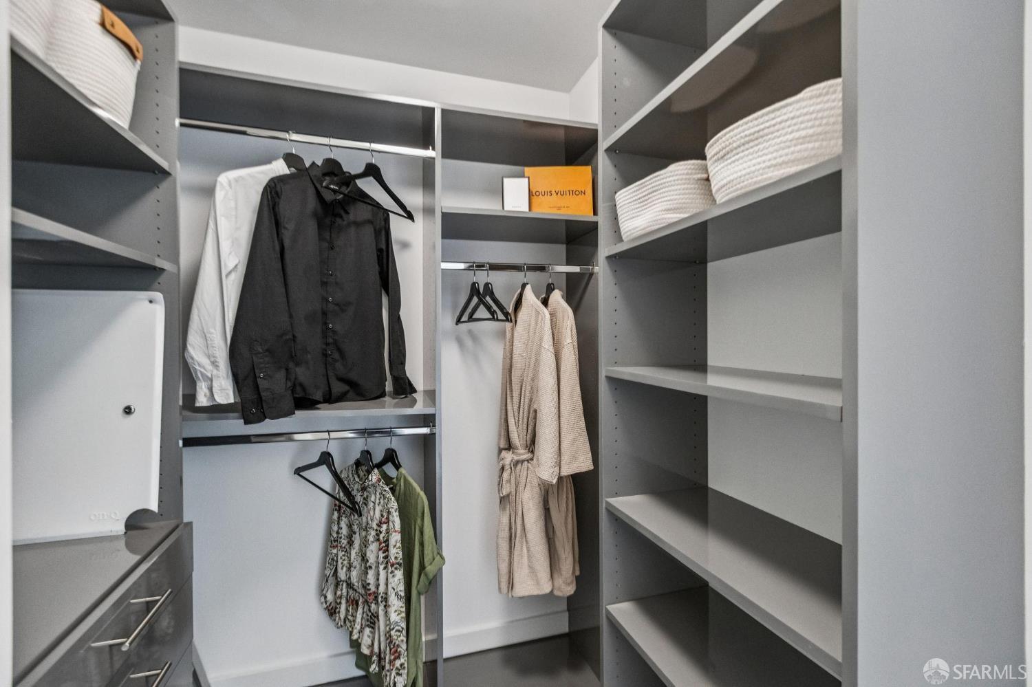 1 Hawthorne Street # 17F