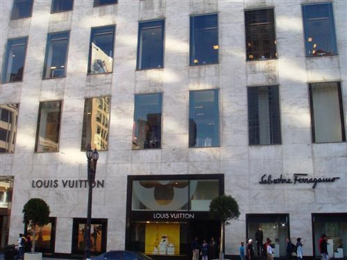 1 Hawthorne Street # 17F