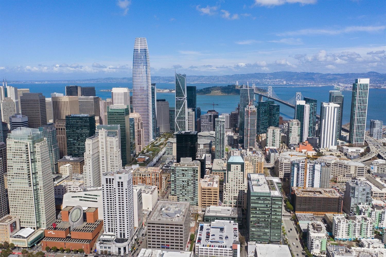 1 Hawthorne Street # 17F