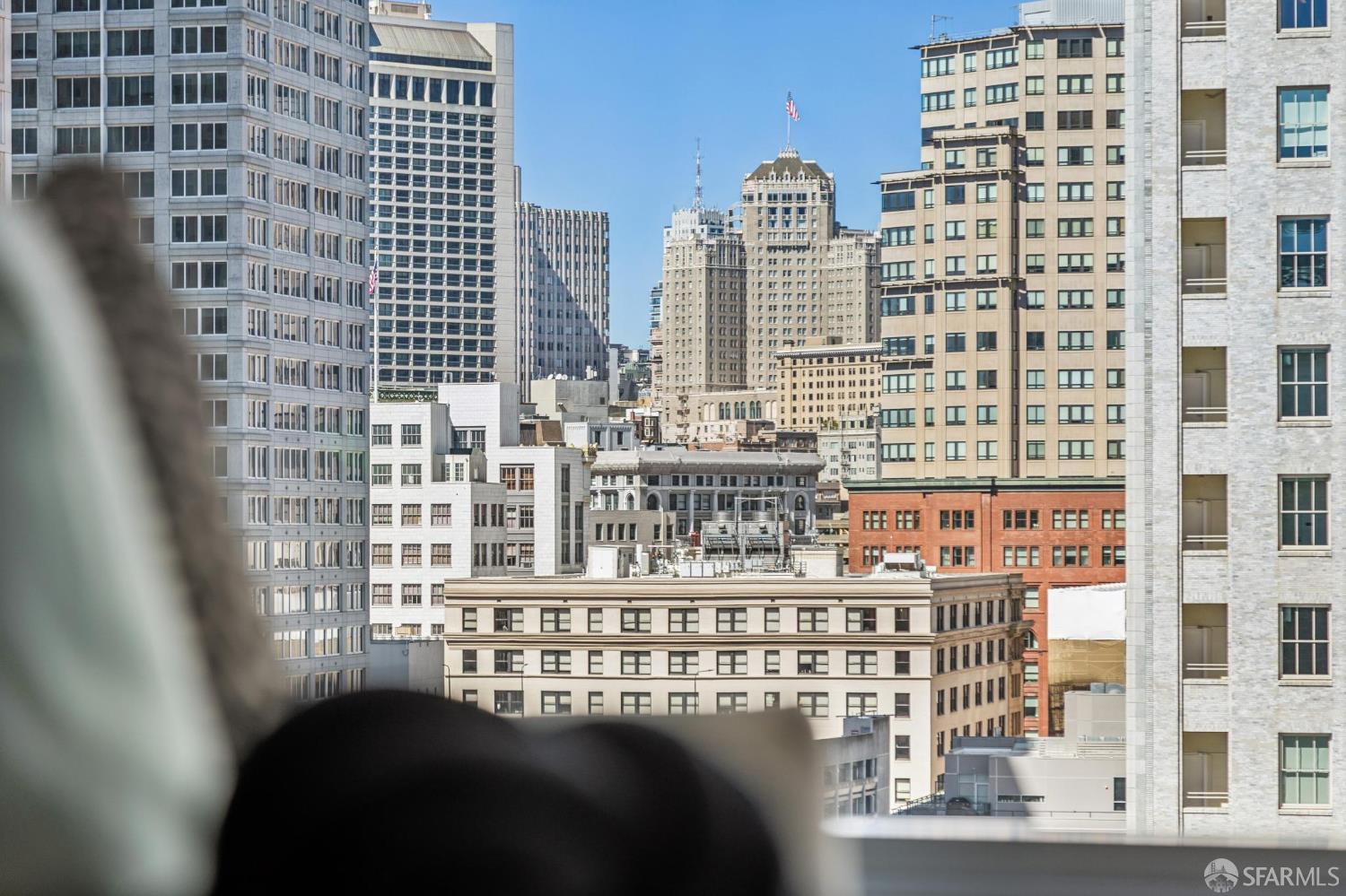 1 Hawthorne Street # 17F