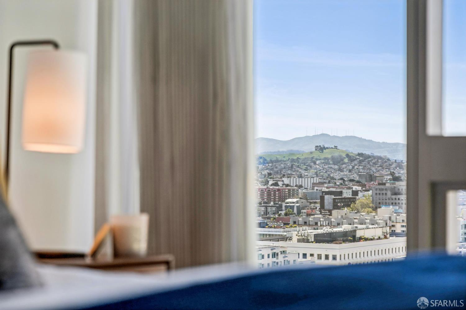 1 Hawthorne Street # 17F