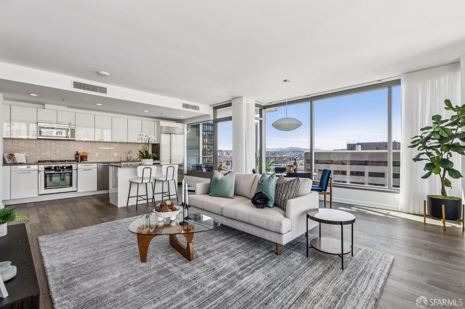 1 Hawthorne Street # 17F