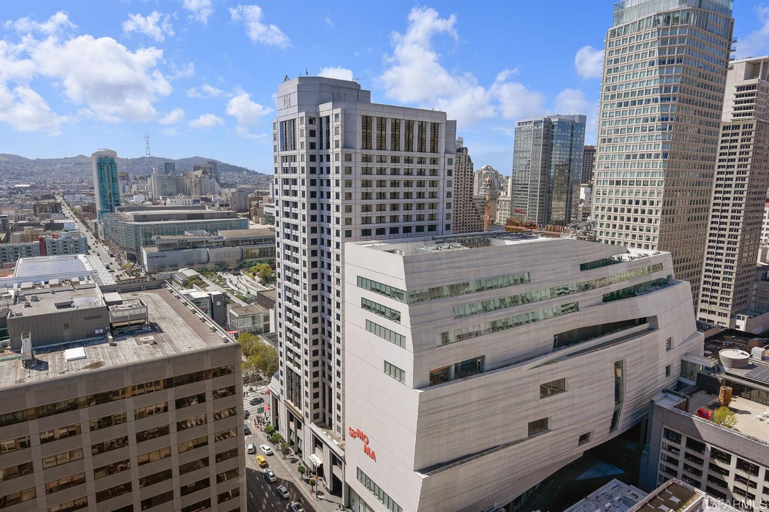 1 Hawthorne Street # 17F