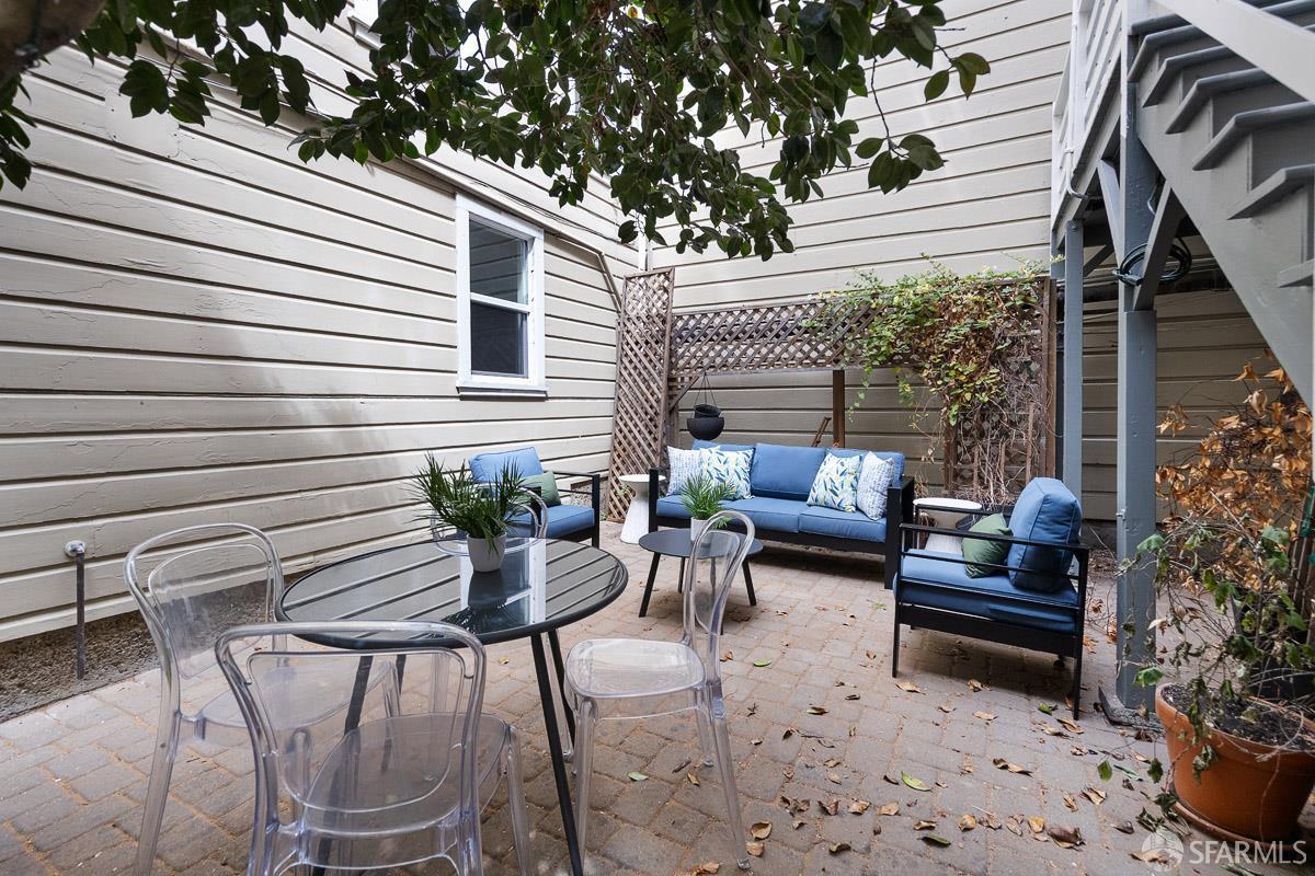 35 Rosemont Place