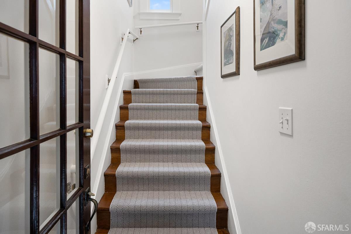 35 Rosemont Place