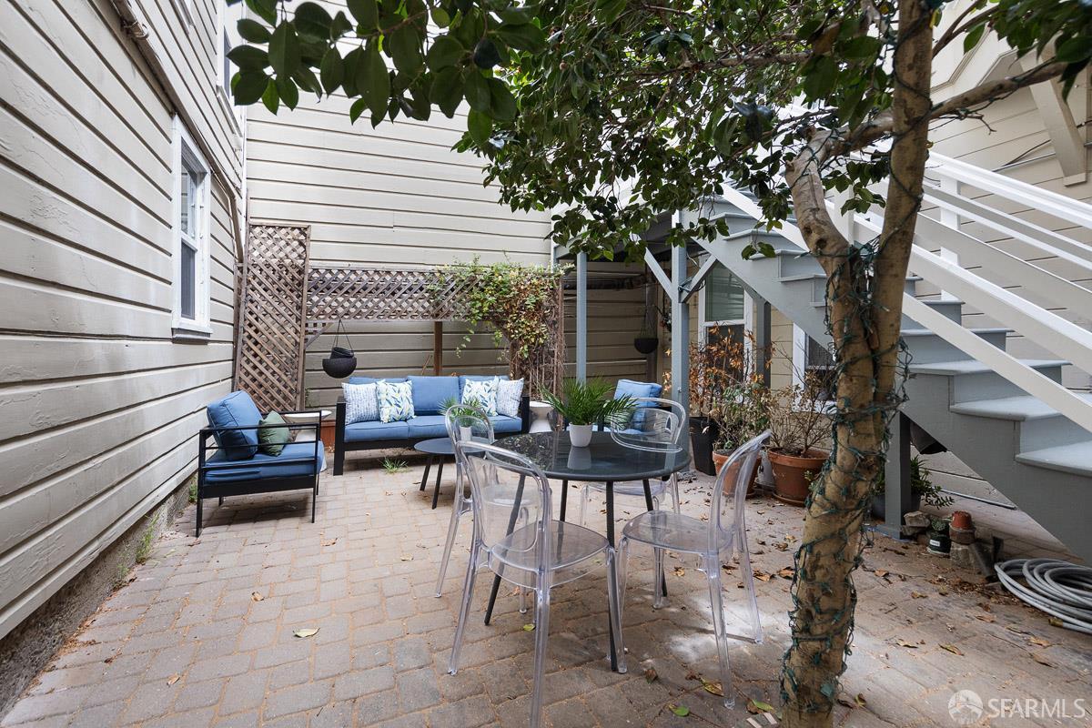 35 Rosemont Place