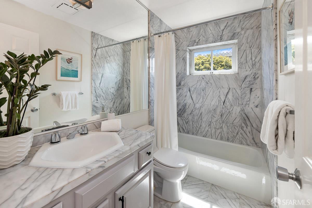 1696 Golden Gate Avenue # 301