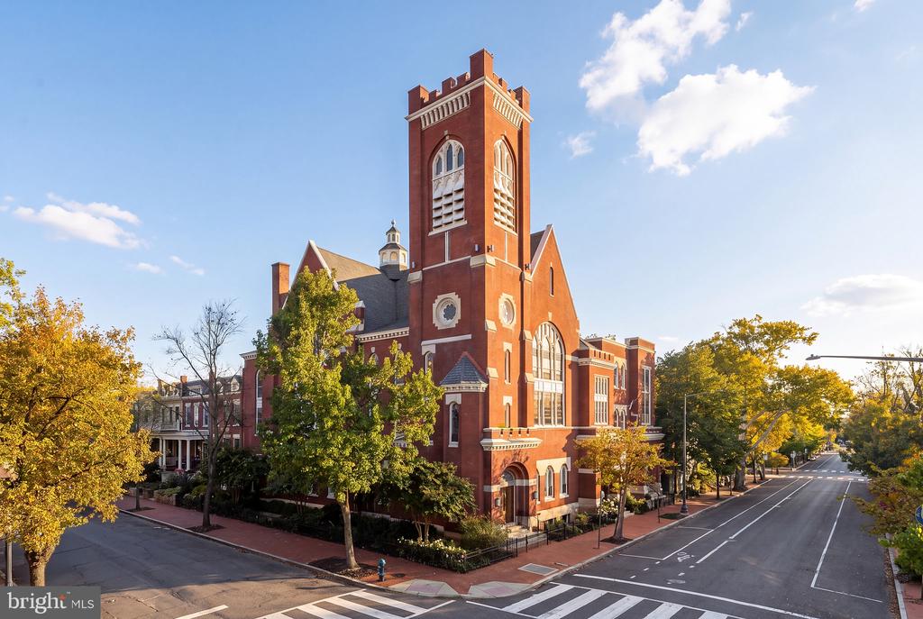 819 D STREET NE Unit: 34