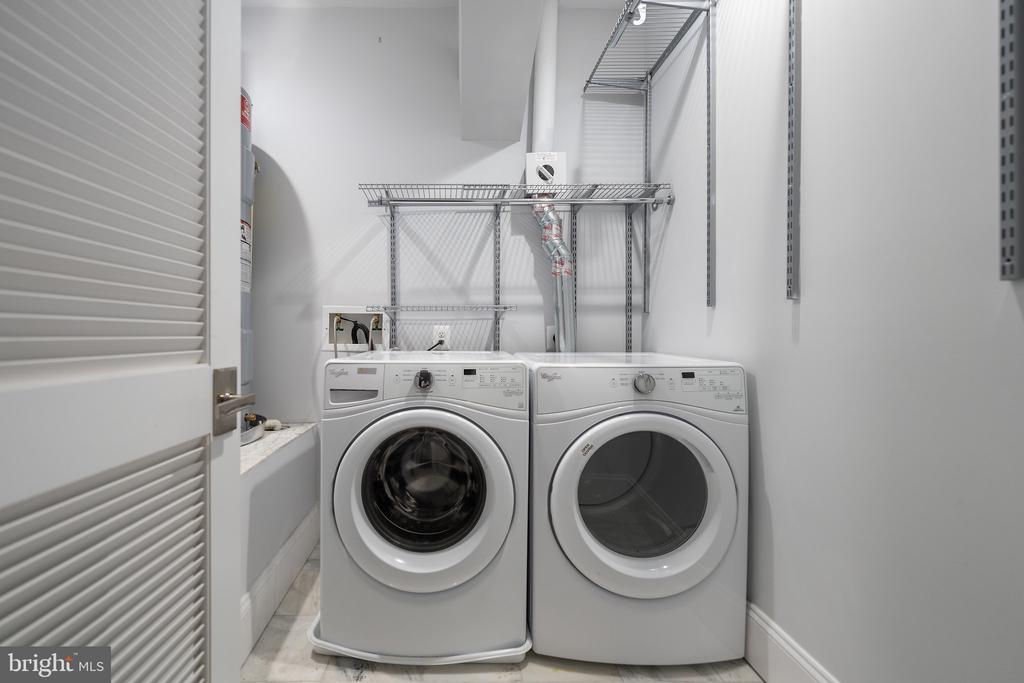 819 D STREET NE Unit: 34