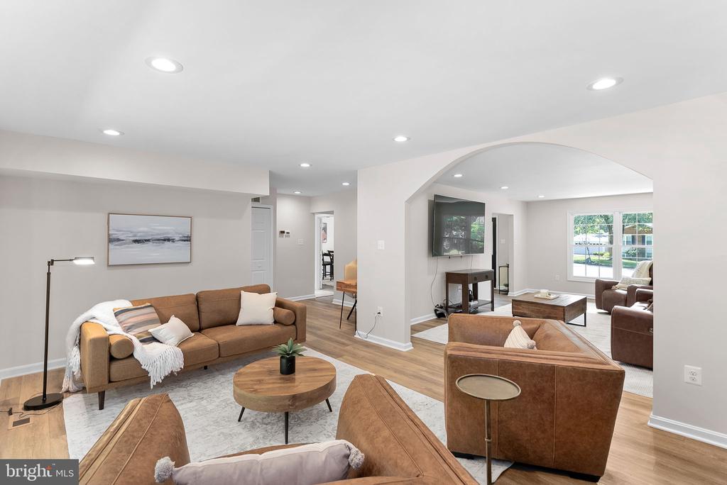 9106 ROTHERY COURT