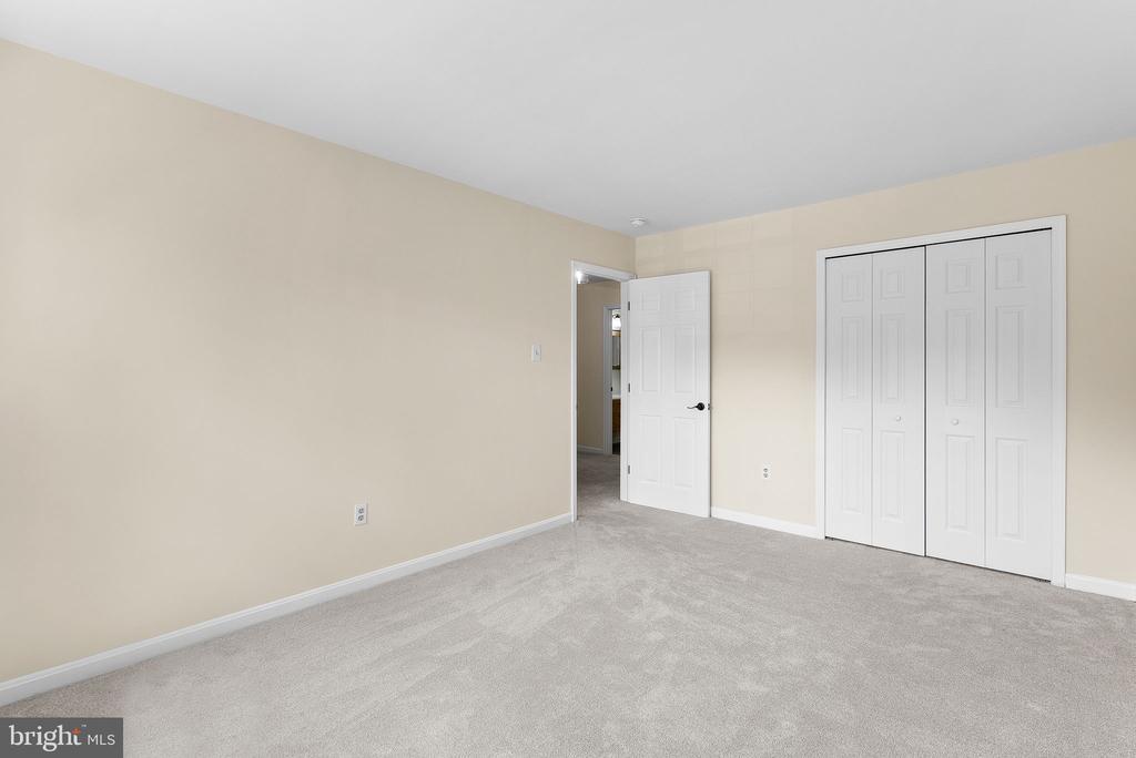 9106 ROTHERY COURT
