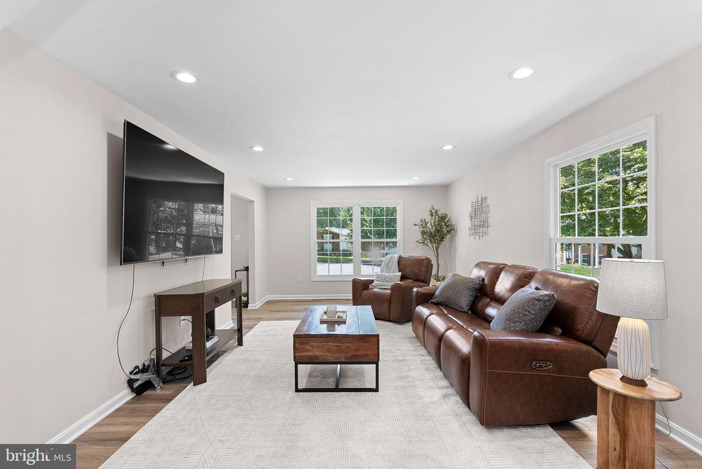 9106 ROTHERY COURT