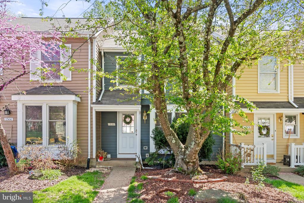 1568 POPLAR GROVE DRIVE