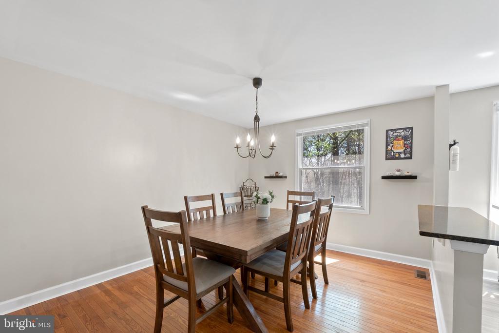 1568 POPLAR GROVE DRIVE