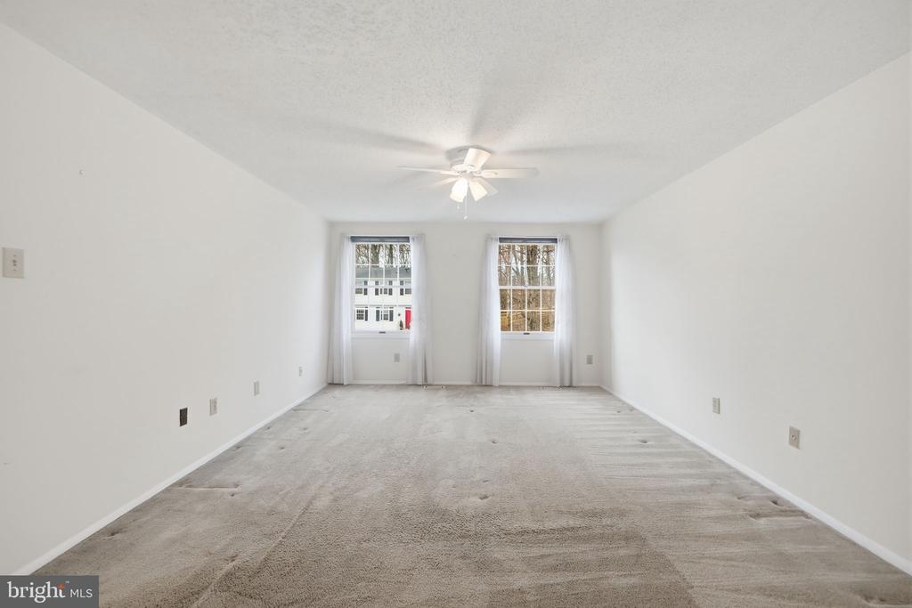 10302 STEAMBOAT LANDING LANE