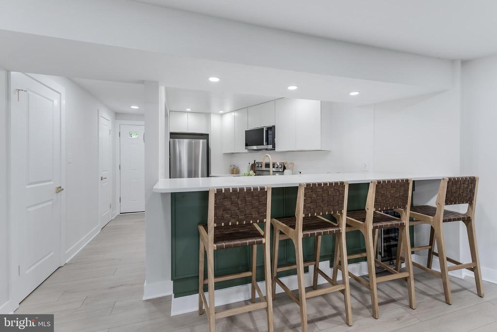 11213 SILENTWOOD LANE