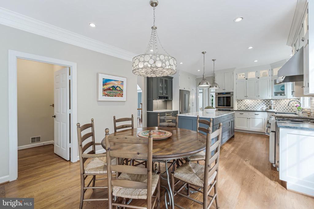 47024 BERWICK COURT