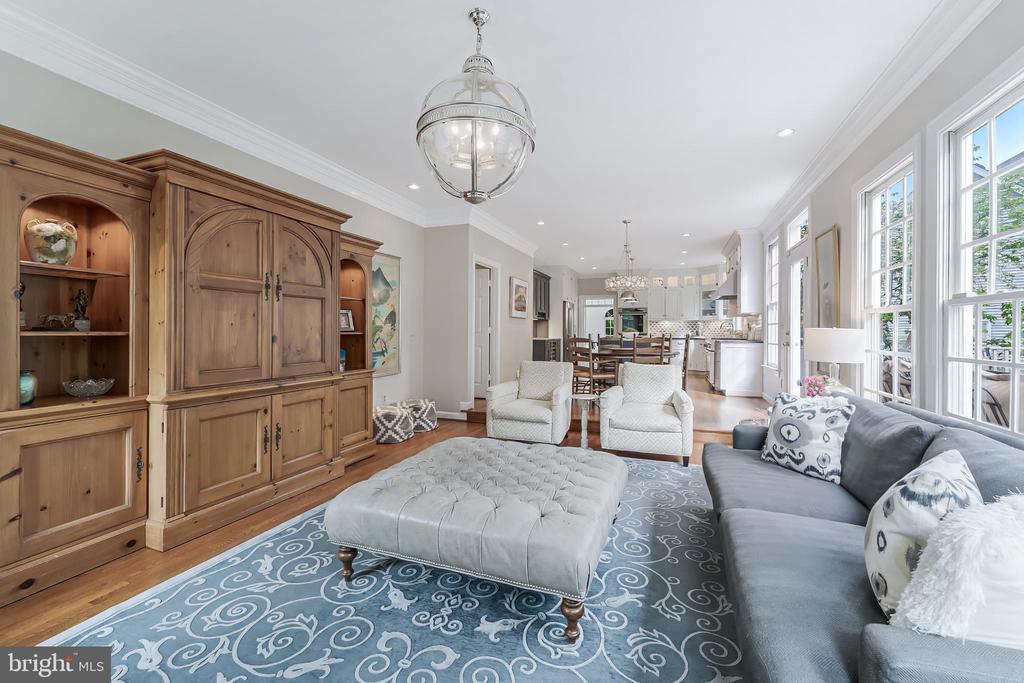 47024 BERWICK COURT