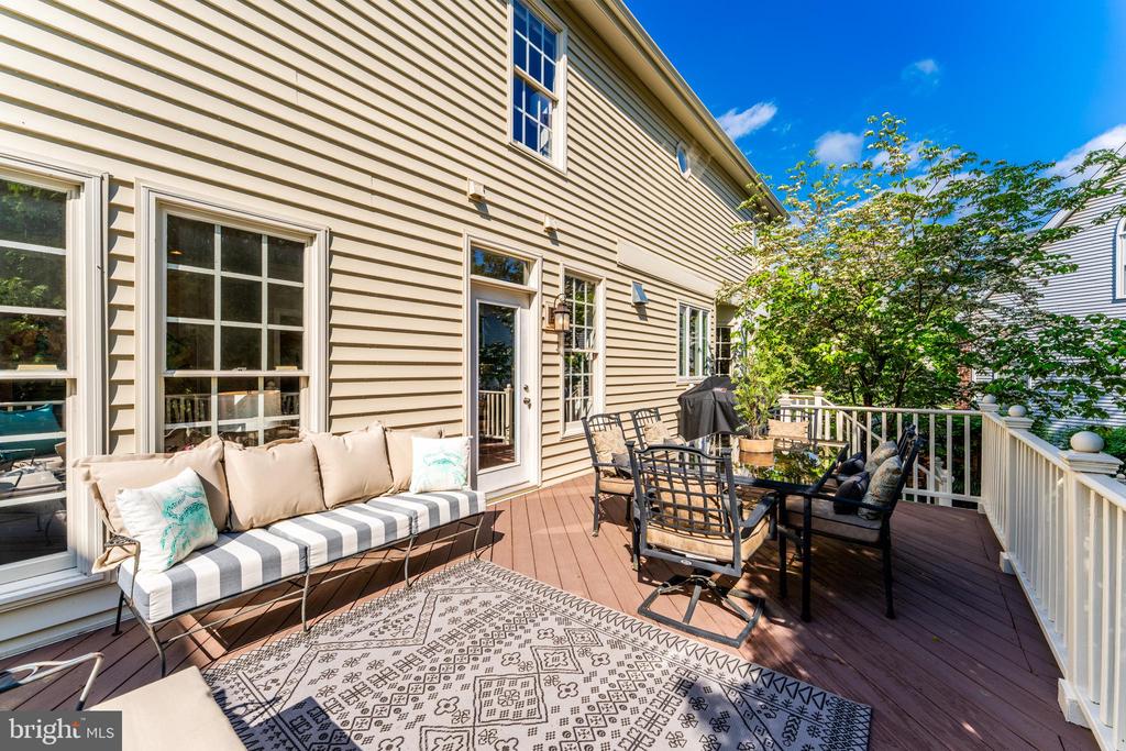 47024 BERWICK COURT
