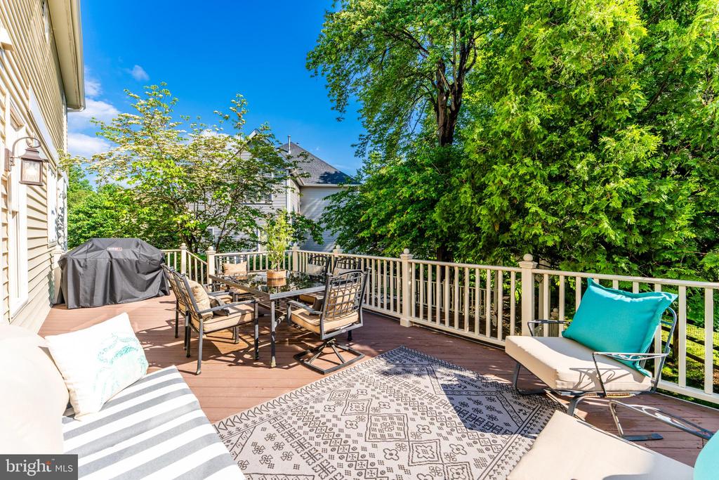 47024 BERWICK COURT