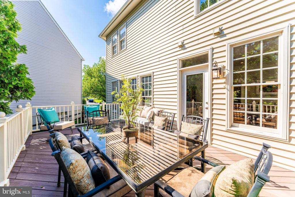 47024 BERWICK COURT