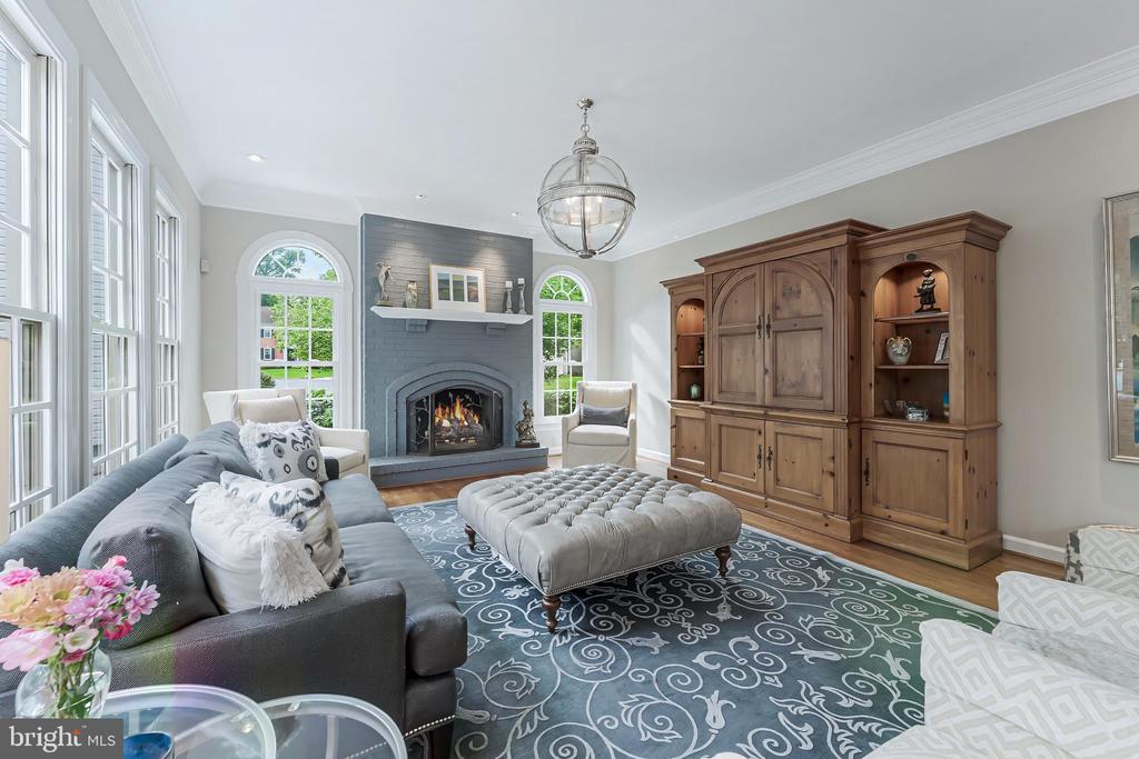 47024 BERWICK COURT