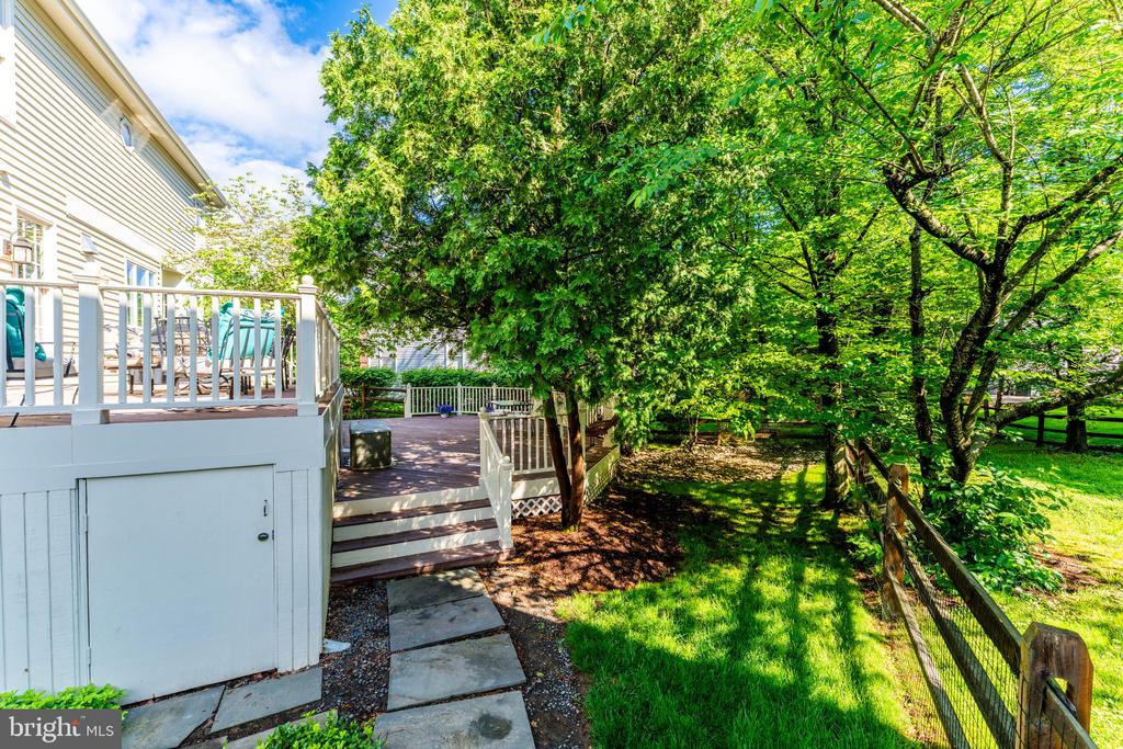 47024 BERWICK COURT