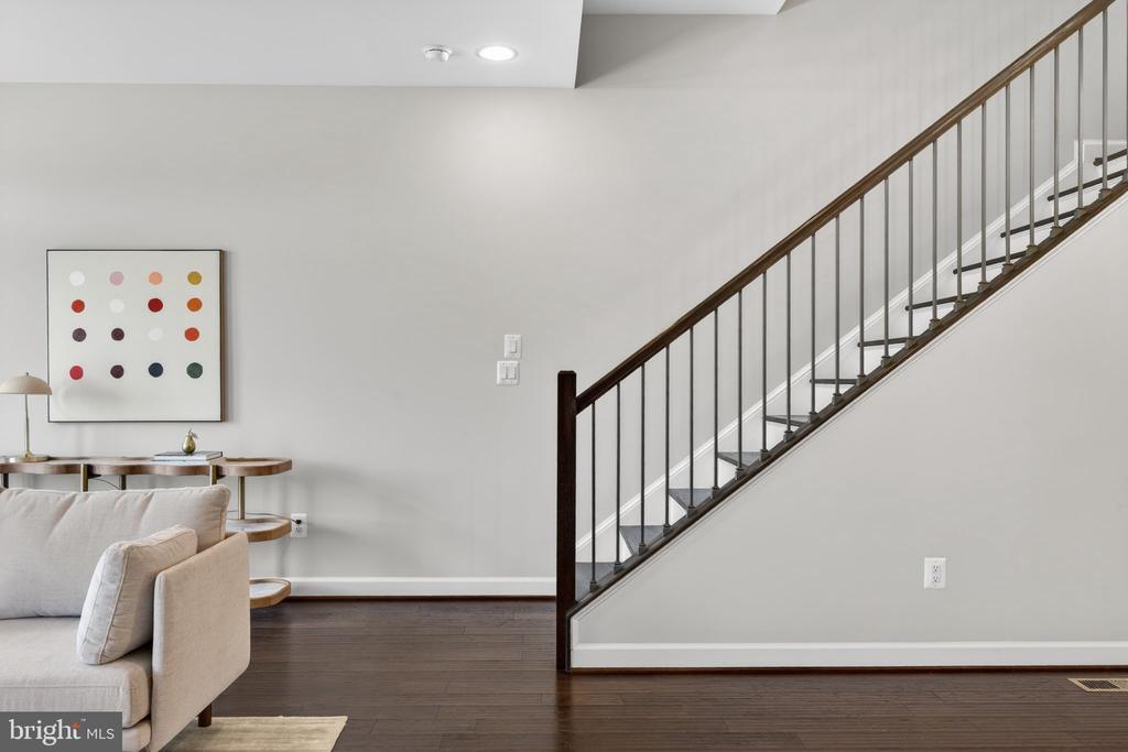 43388 WHITEHEAD TERRACE