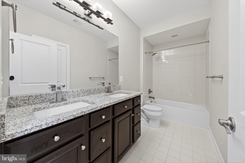 43388 WHITEHEAD TERRACE