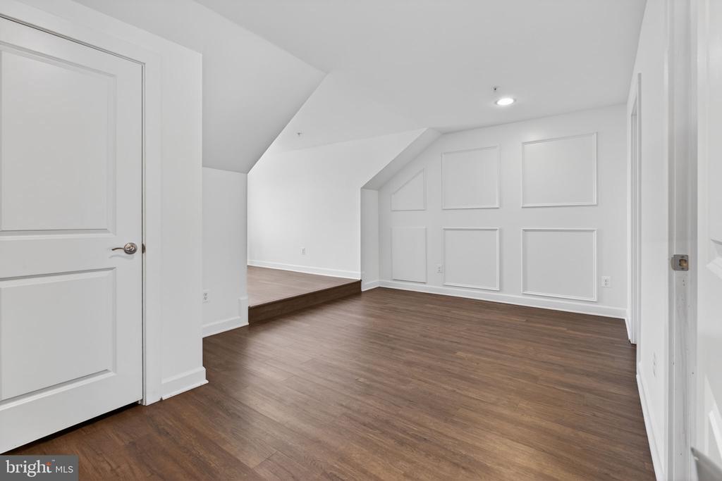 43388 WHITEHEAD TERRACE