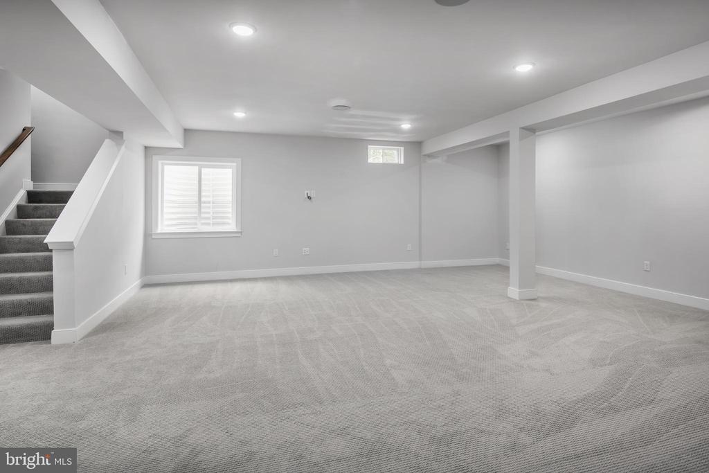 42684 CATTAIL CREEK DRIVE