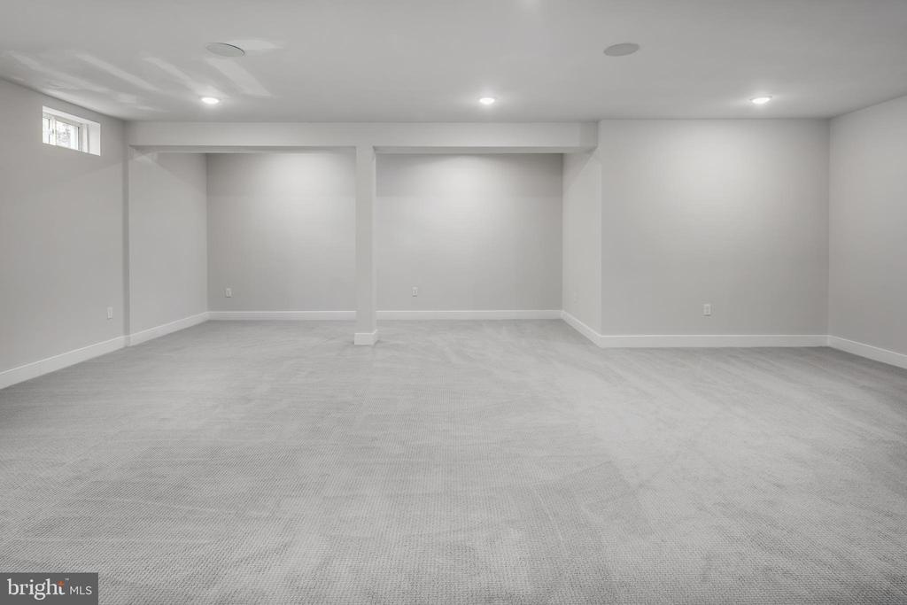 42684 CATTAIL CREEK DRIVE