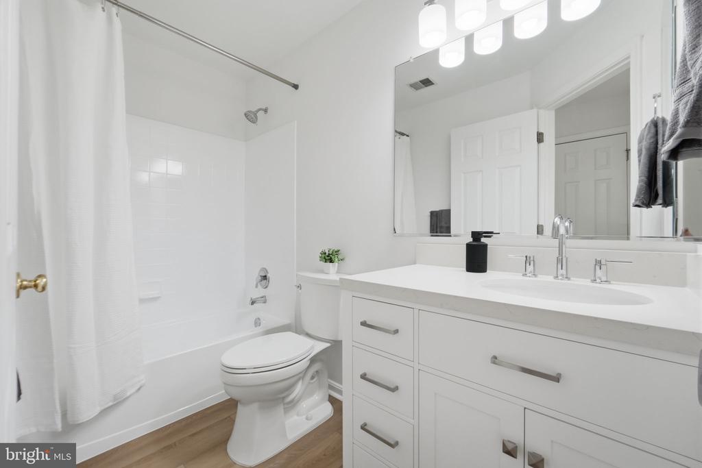 45602 IRON HORSE TERRACE