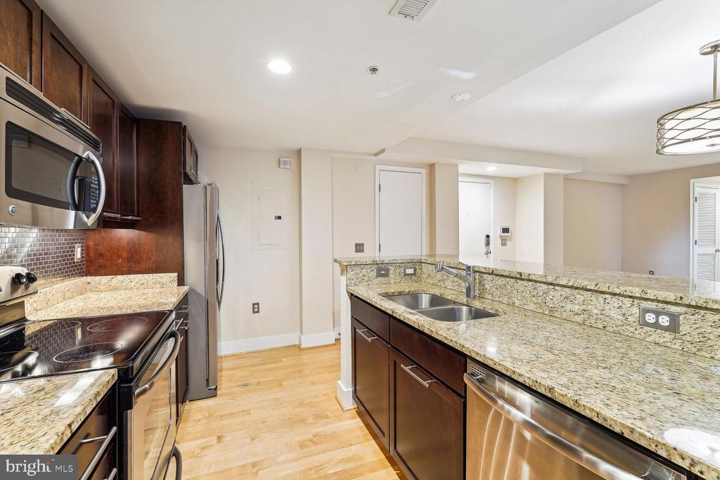 149 W STREET NW Unit: 15