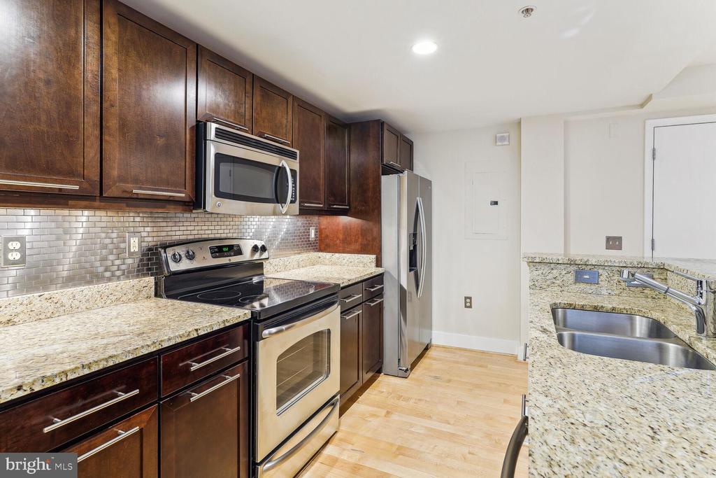 149 W STREET NW Unit: 15