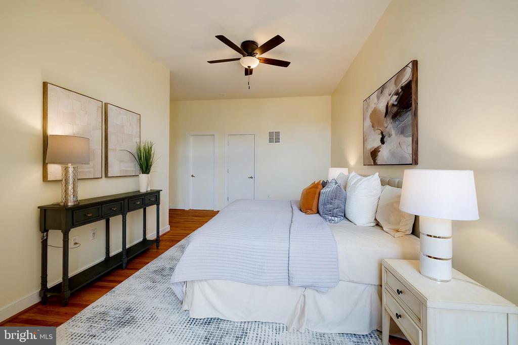 2363 CHAMPLAIN STREET NW Unit: 20