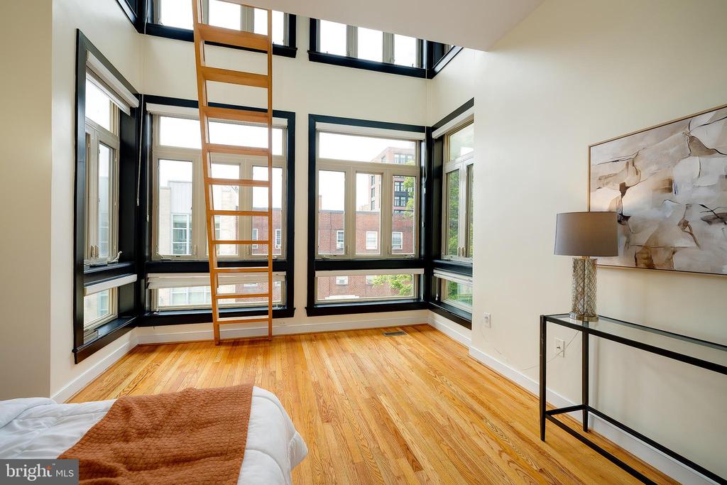 2363 CHAMPLAIN STREET NW Unit: 20