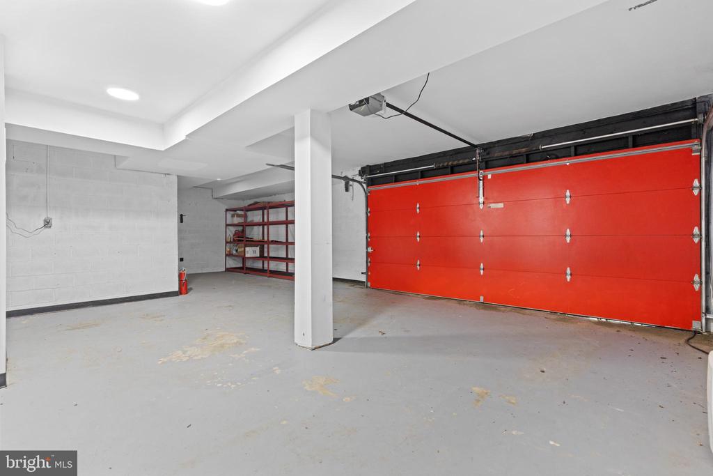 1698 BRICKHOUSE BAR COURT